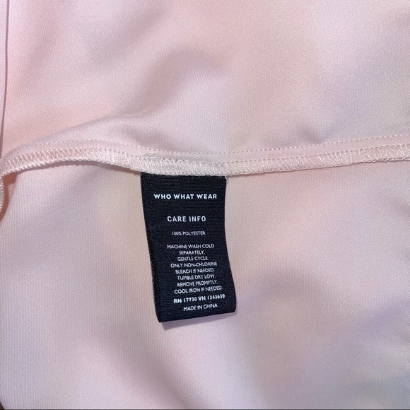 NWT Who What Wear Peach Blush High-Neck Blouse XS - Picture 6 of 8